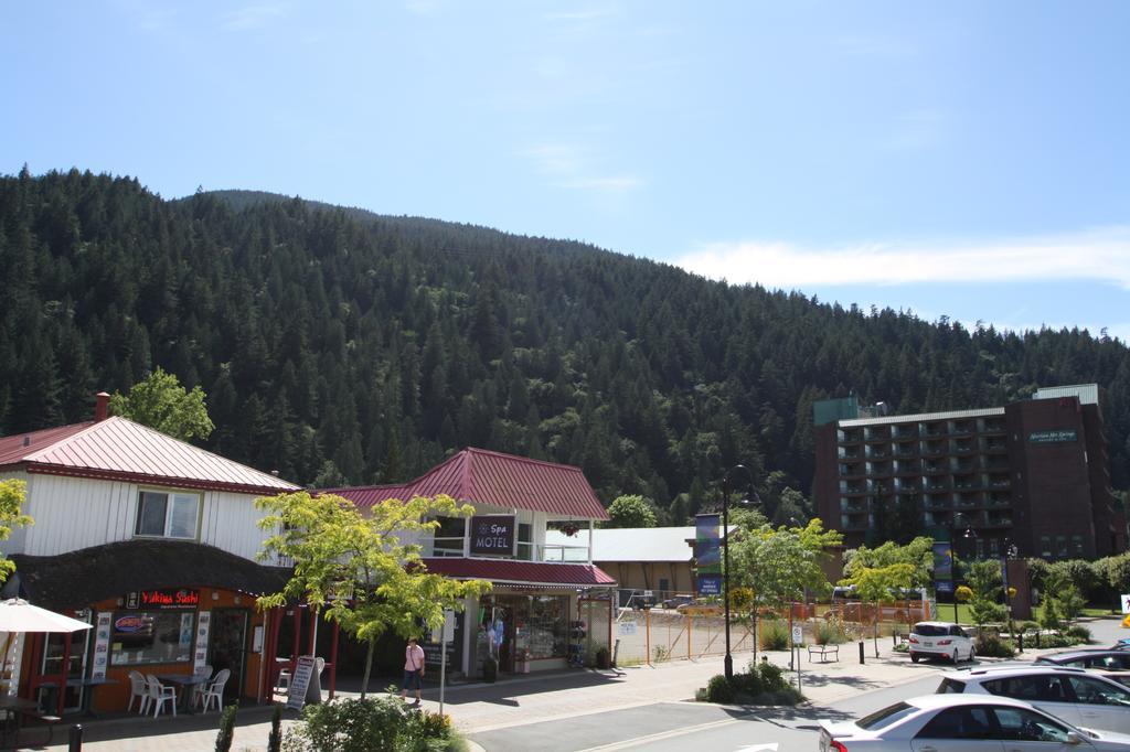 Harrison Spa Motel Harrison Hot Springs Eksteriør bilde