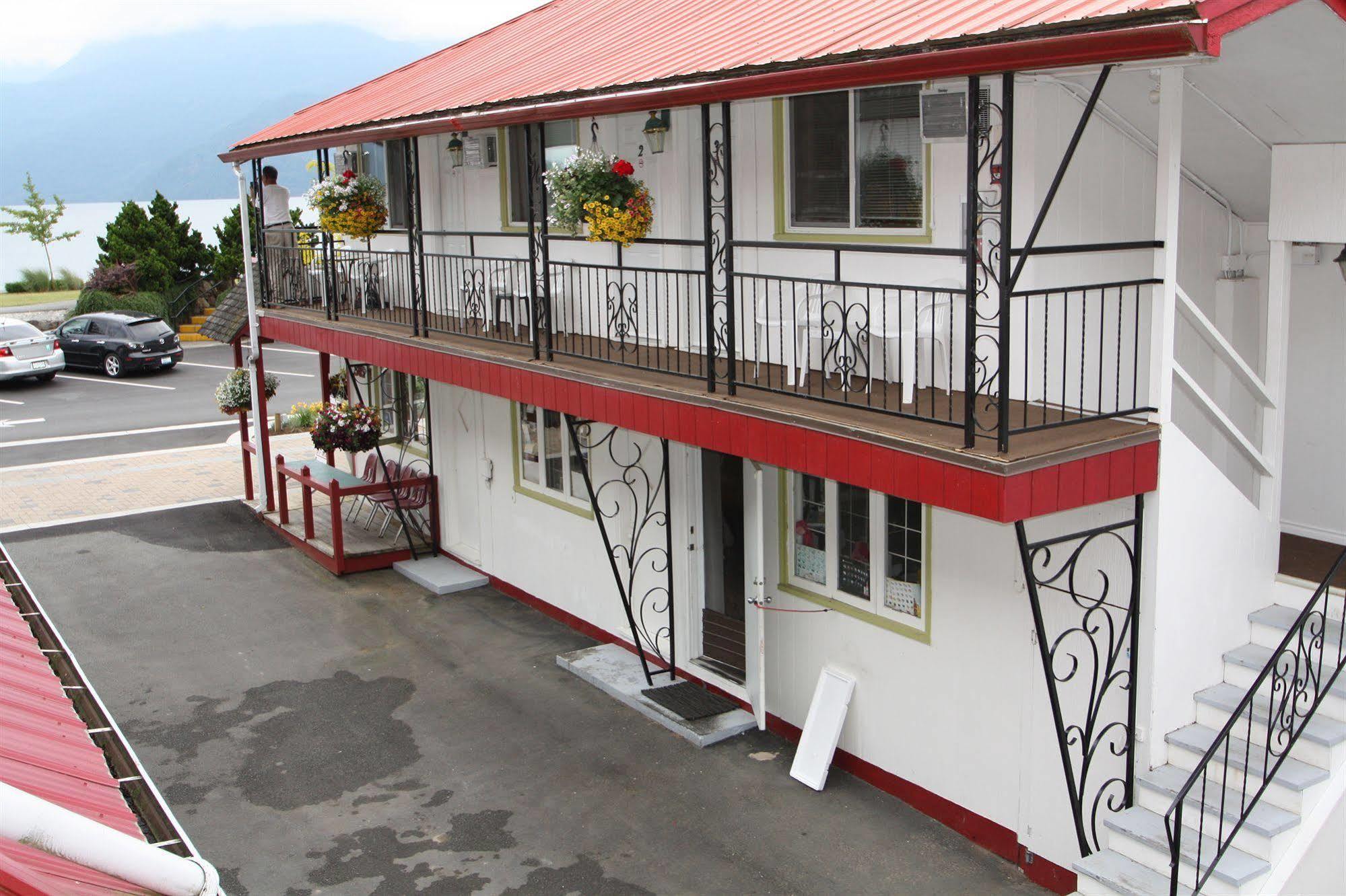 Harrison Spa Motel Harrison Hot Springs Eksteriør bilde