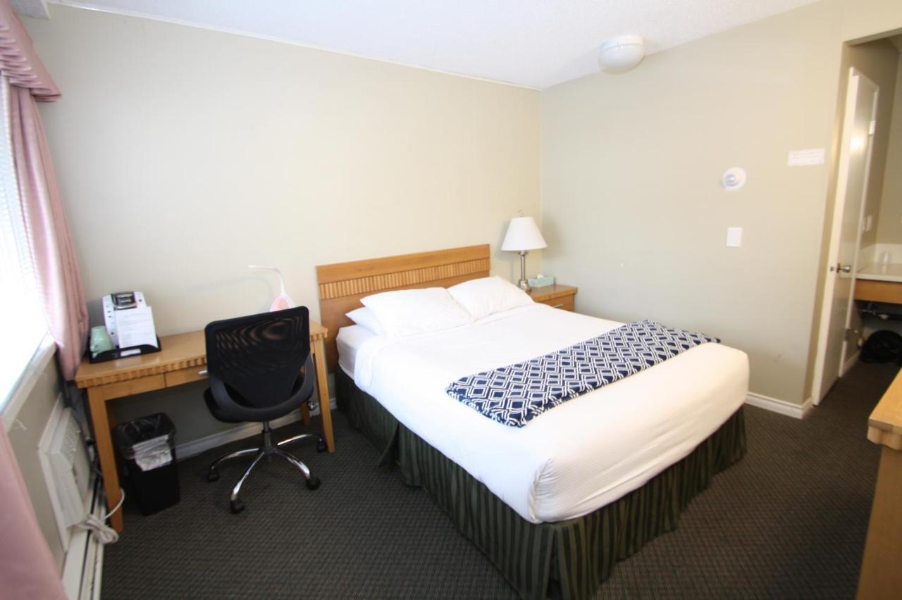 Harrison Spa Motel Harrison Hot Springs Eksteriør bilde